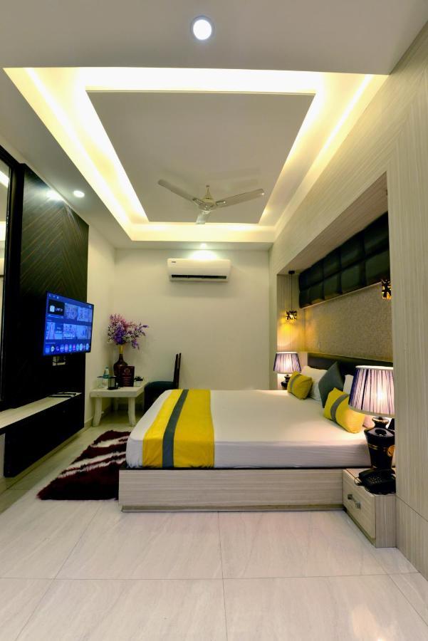 Hotel The Yellow Nayagaon Экстерьер фото