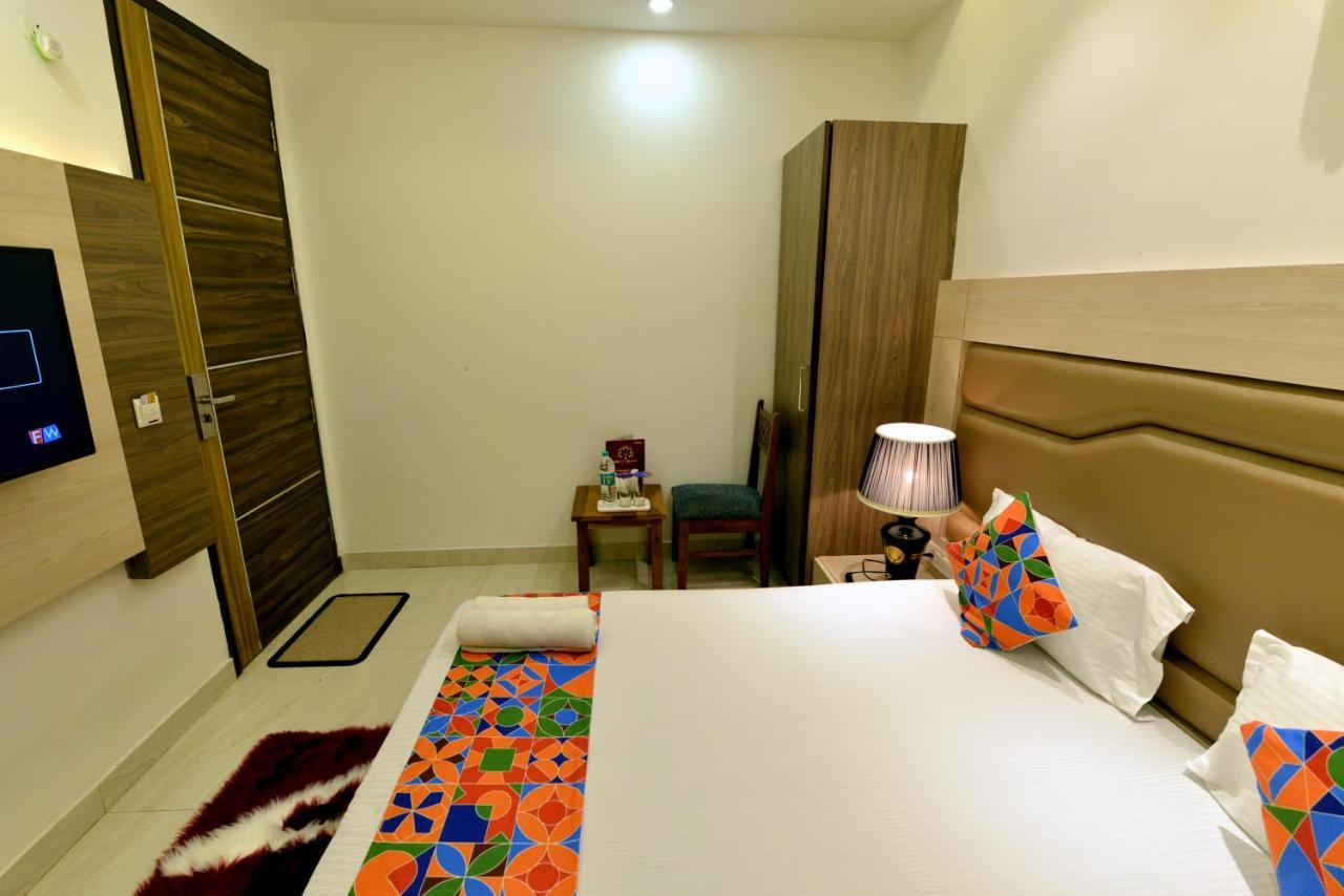 Hotel The Yellow Nayagaon Экстерьер фото